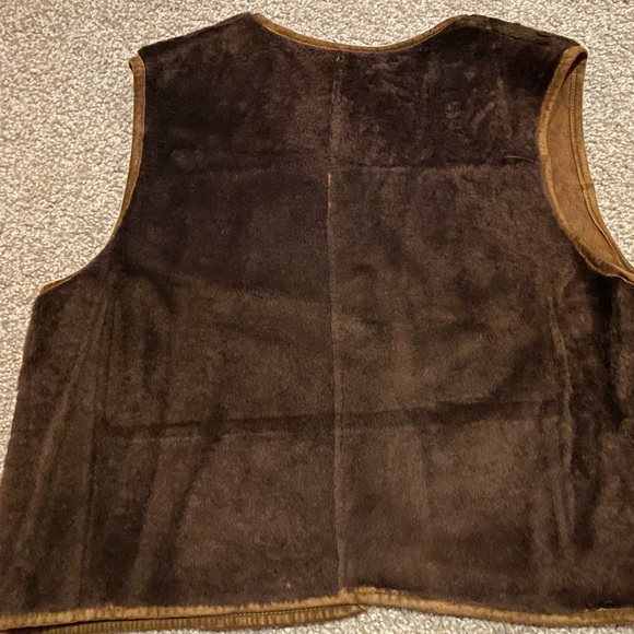 Ralph Lauren brown leather-lined vest. Size large. Made in Italy - Picture 13 of 16